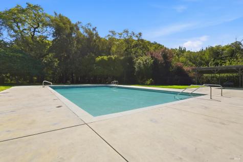 67 Roundtree Boulevard San Rafael CA 94903