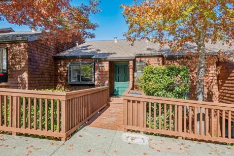 1004 Susan Way Novato CA 94947