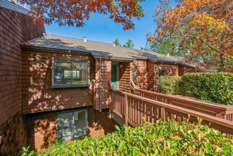 1004 Susan Way Novato CA 94947