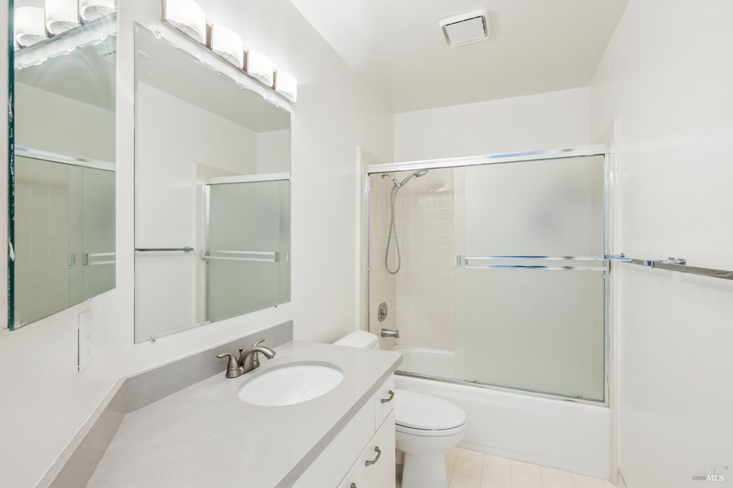 1004 Susan Way Novato CA 94947