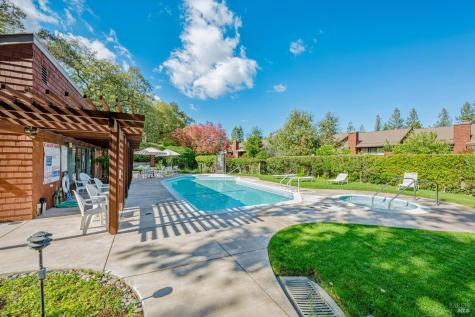 1004 Susan Way Novato CA 94947