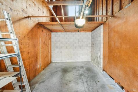 1004 Susan Way Novato CA 94947