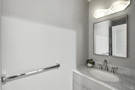 204 Sylvia Way San Rafael CA 94903