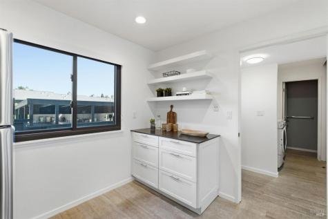 204 Sylvia Way San Rafael CA 94903