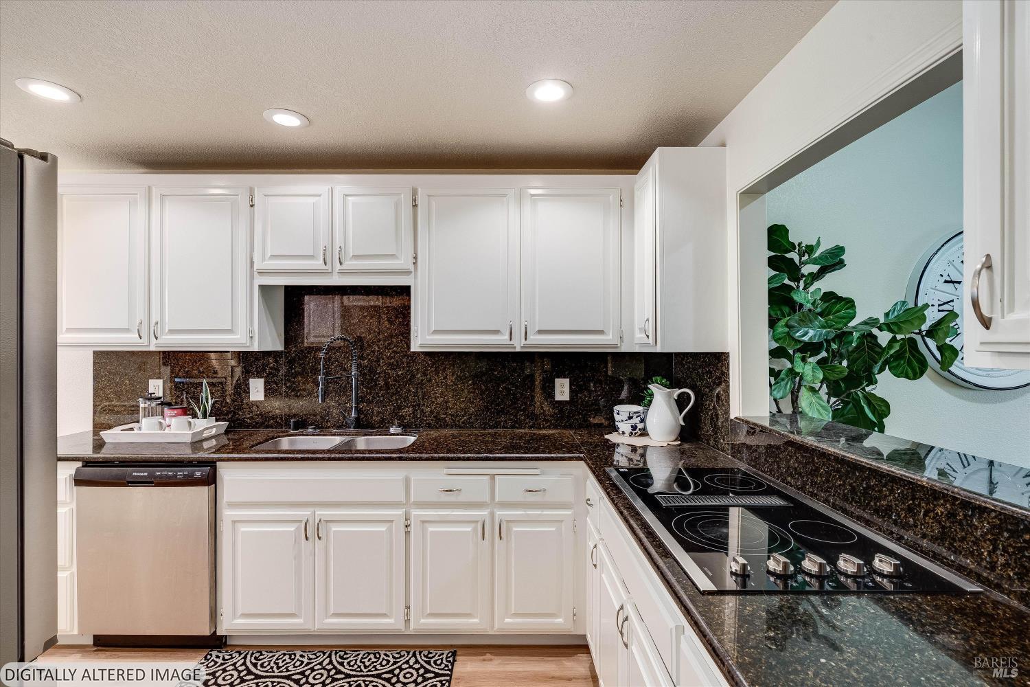 9200 Lakewood Drive Windsor CA 95492