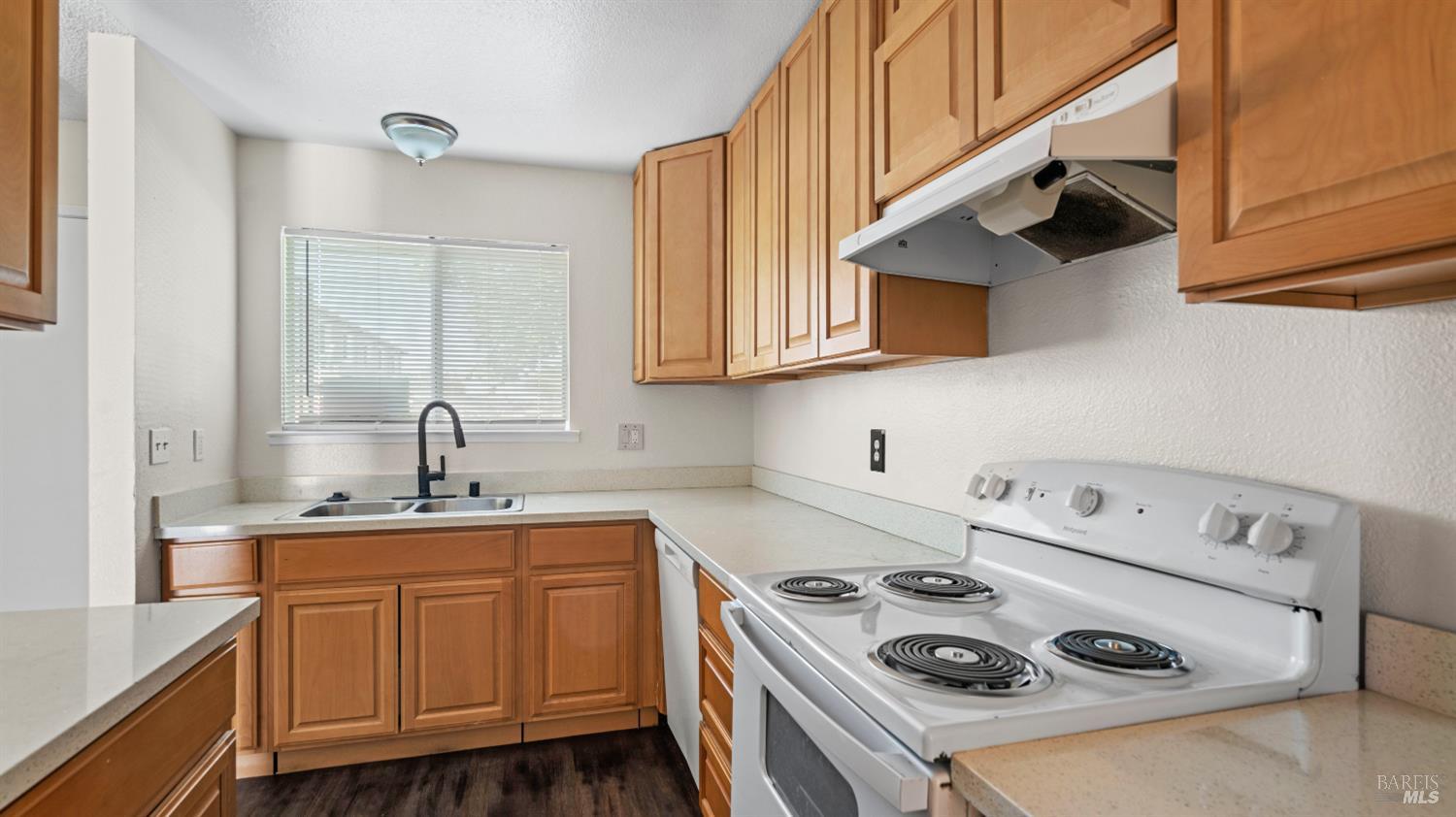 1910 Grande Circle Fairfield CA 94533
