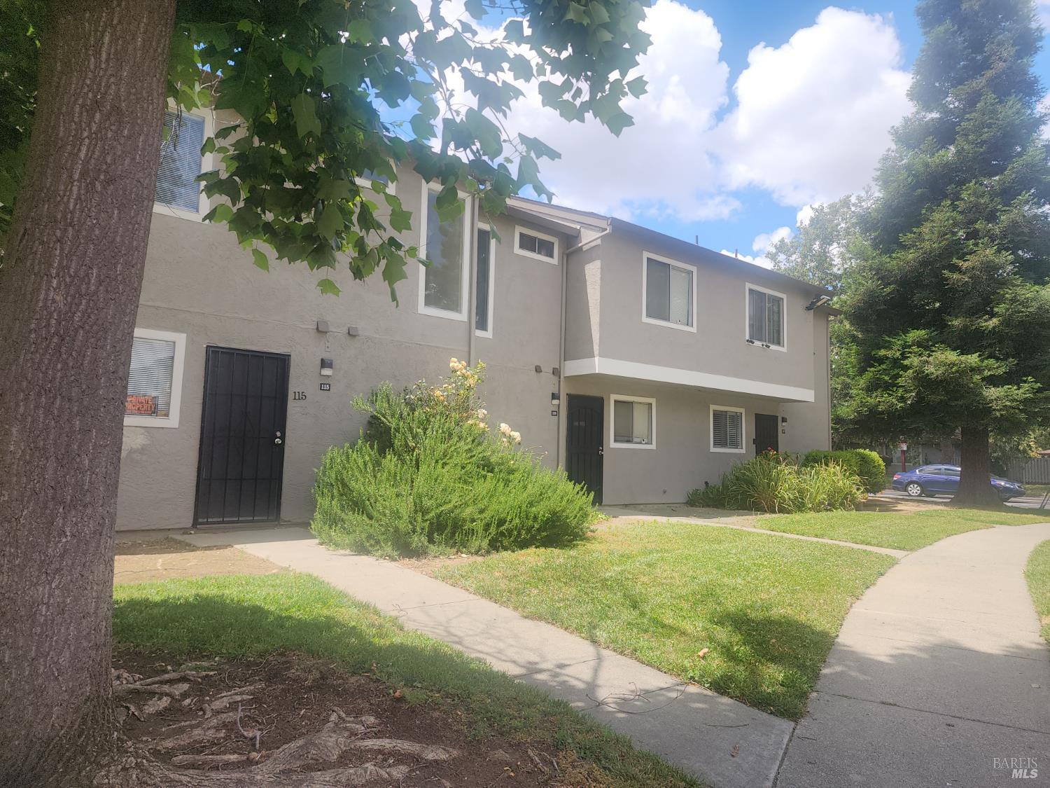 1910 Grande Circle Fairfield CA 94533