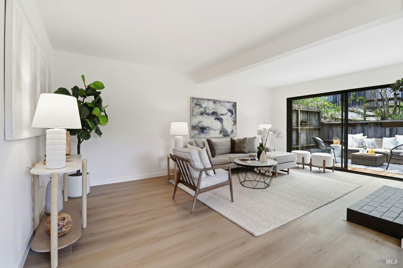 318 Sylvia Way San Rafael CA 94903
