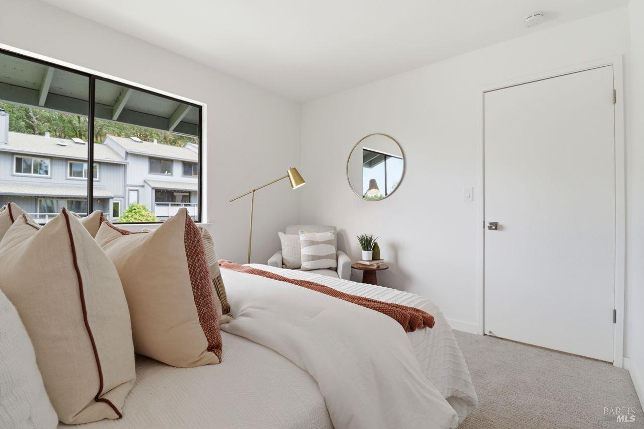 318 Sylvia Way San Rafael CA 94903