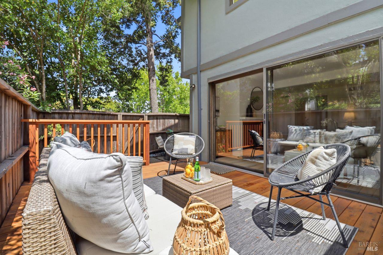 318 Sylvia Way San Rafael CA 94903