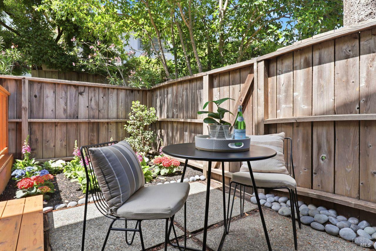 318 Sylvia Way San Rafael CA 94903