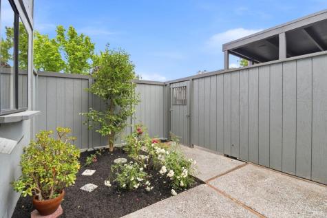 318 Sylvia Way San Rafael CA 94903
