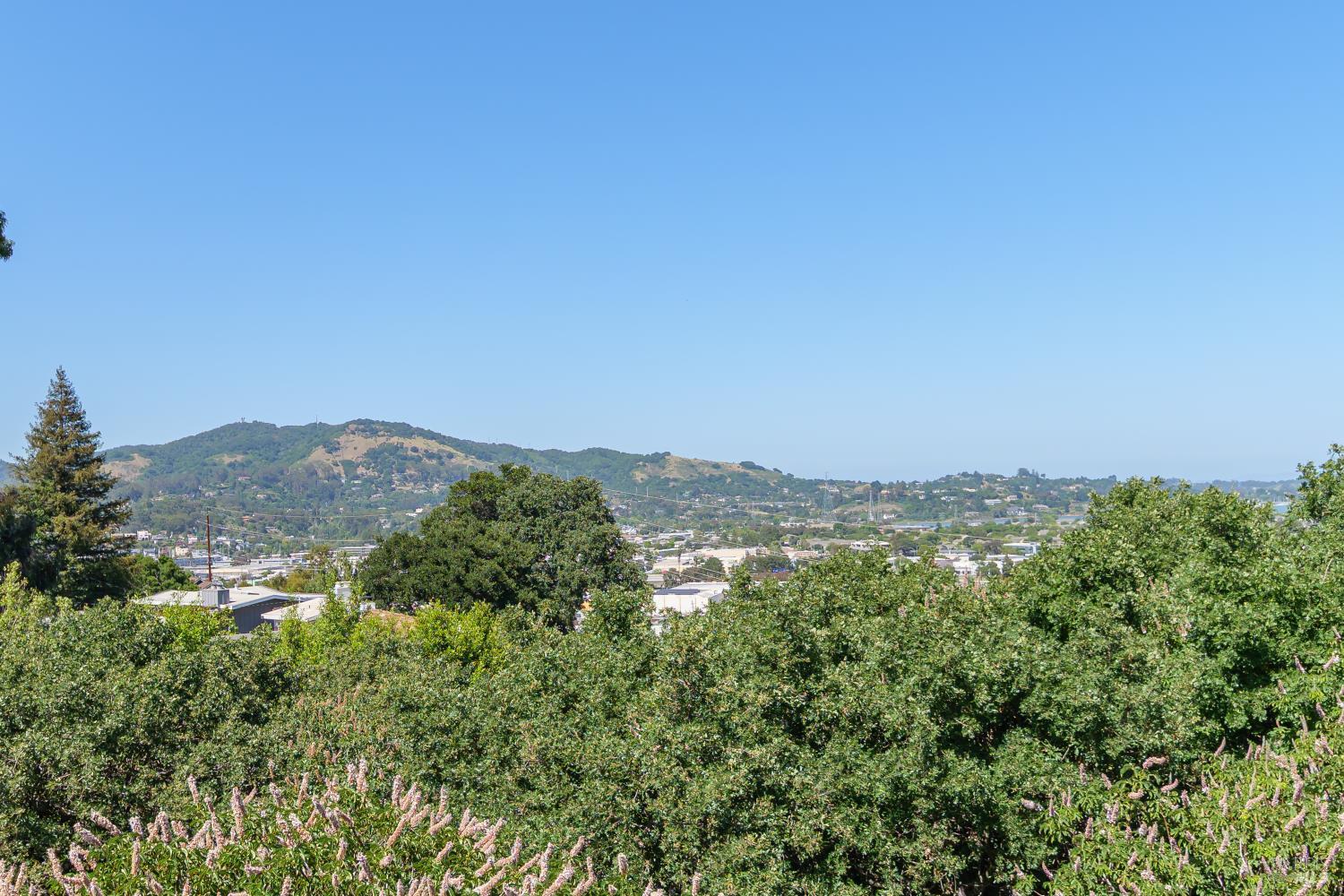 132 Tiburon Boulevard San Rafael CA 94901