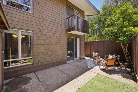 136 Surrey Lane San Rafael CA 94903