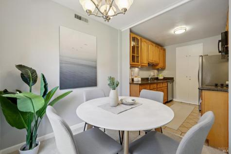 136 Surrey Lane San Rafael CA 94903