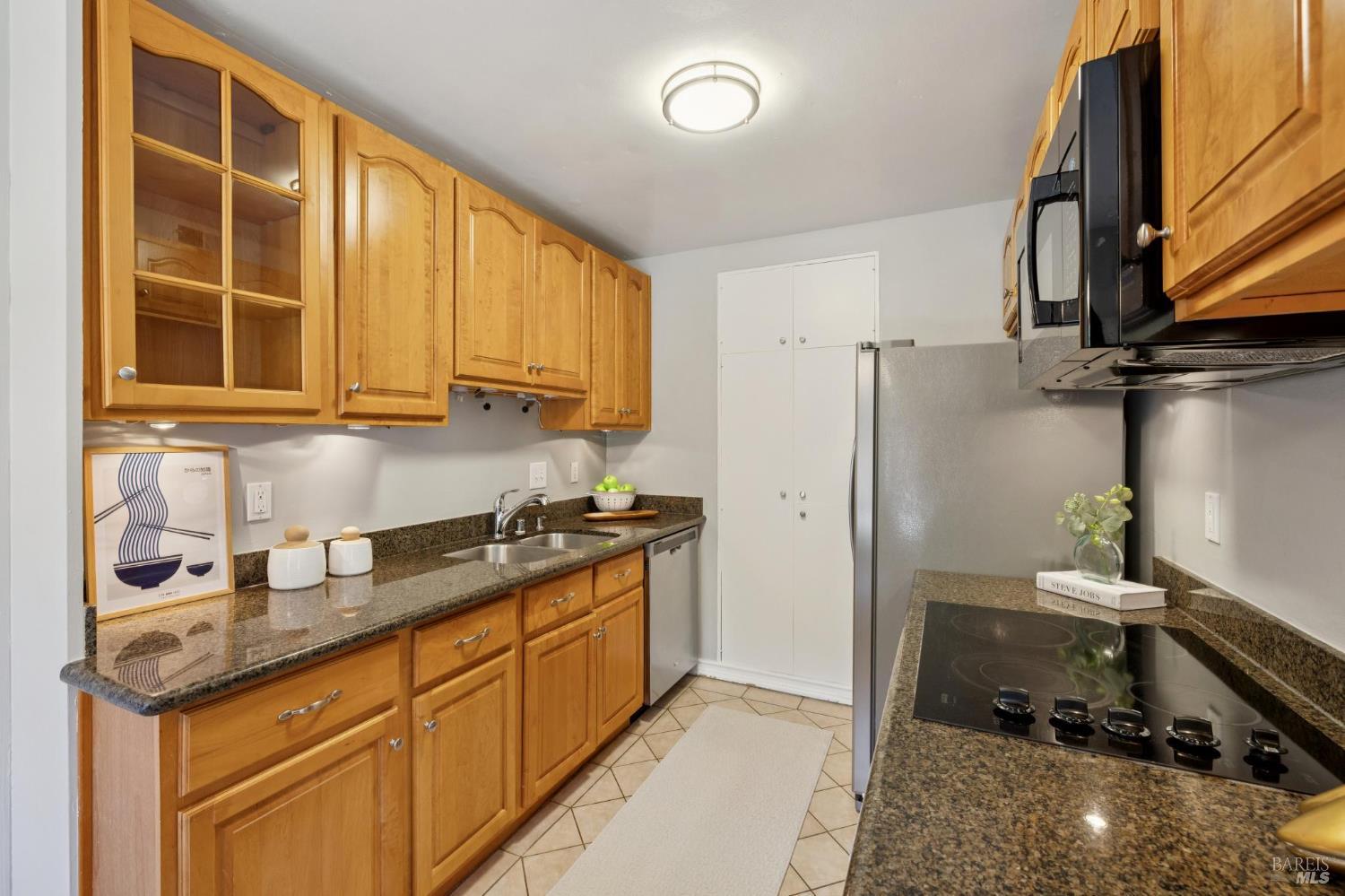 136 Surrey Lane San Rafael CA 94903