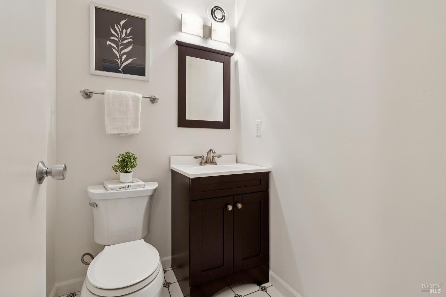136 Surrey Lane San Rafael CA 94903
