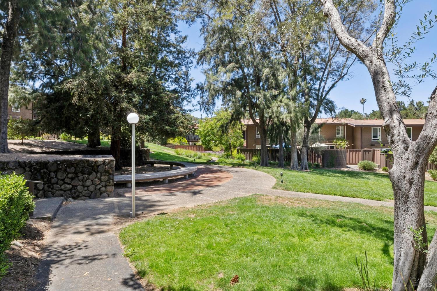 136 Surrey Lane San Rafael CA 94903
