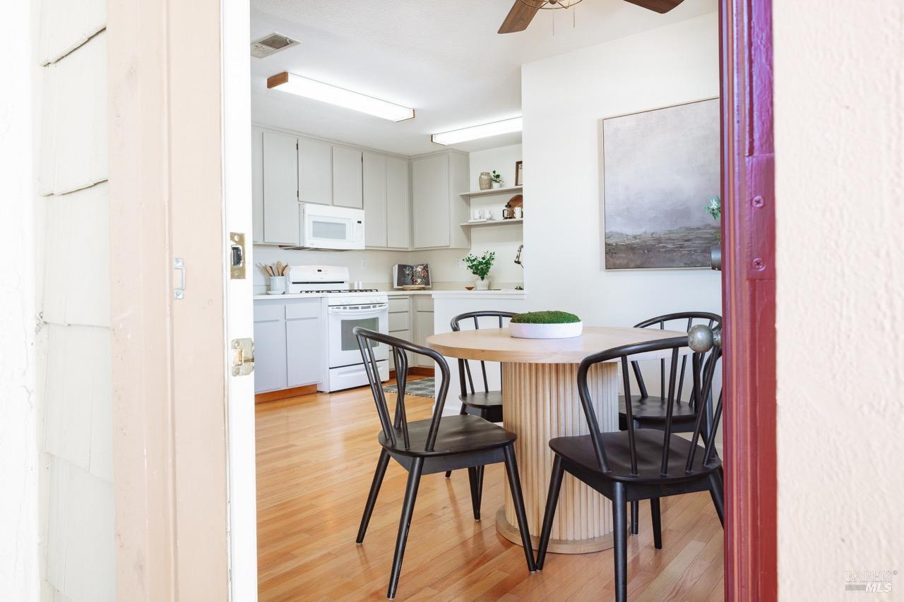 366 Park Place Drive Petaluma CA 94954