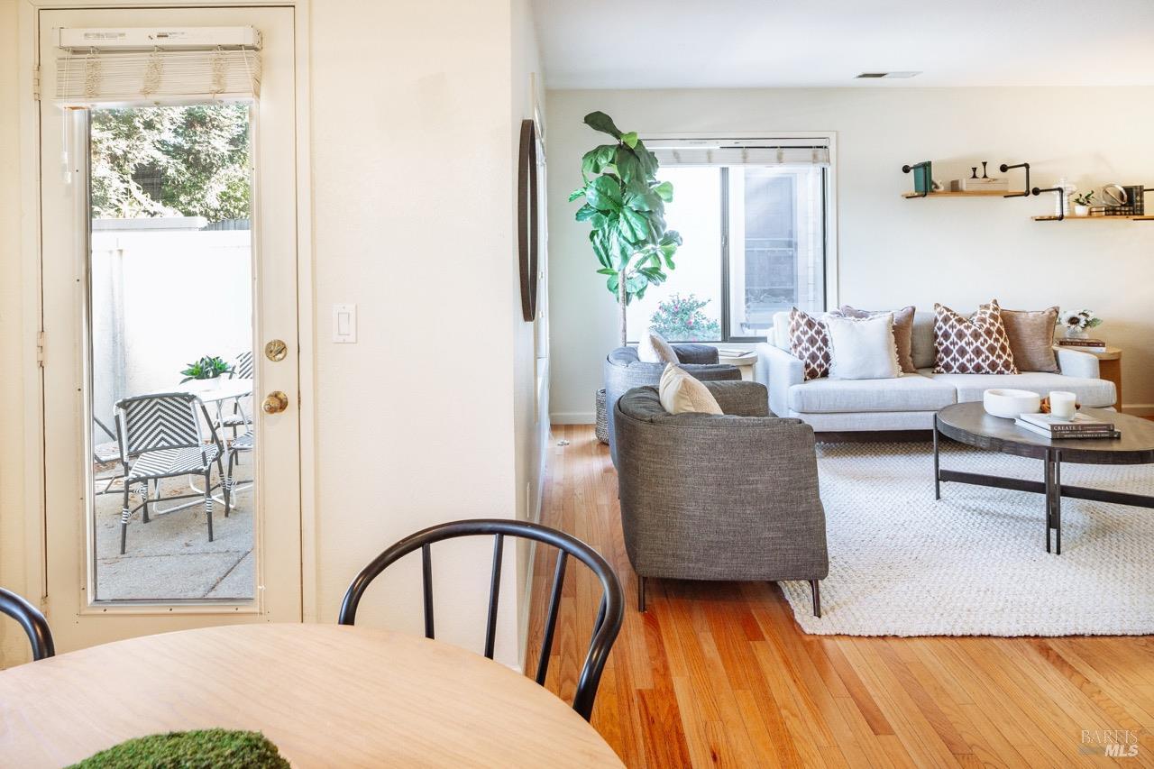 366 Park Place Drive Petaluma CA 94954