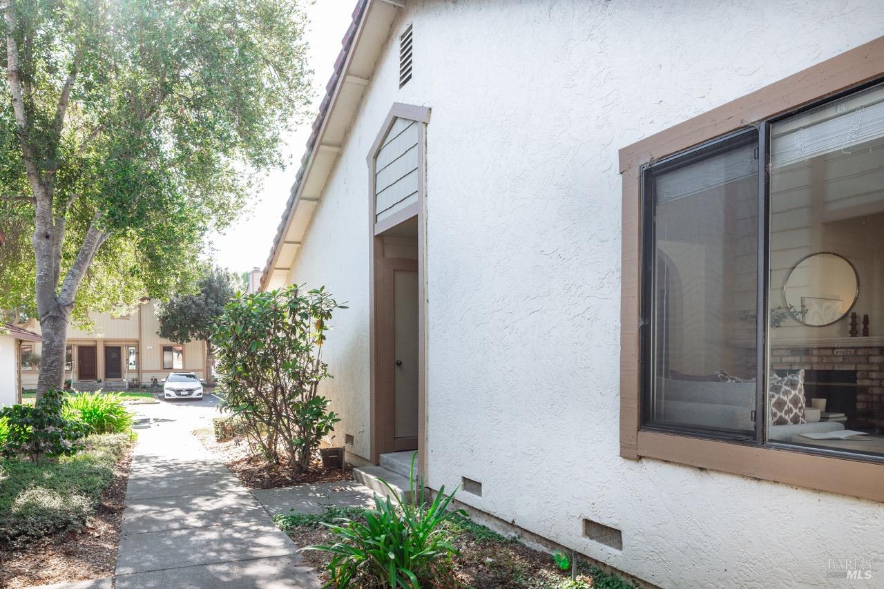 366 Park Place Drive Petaluma CA 94954