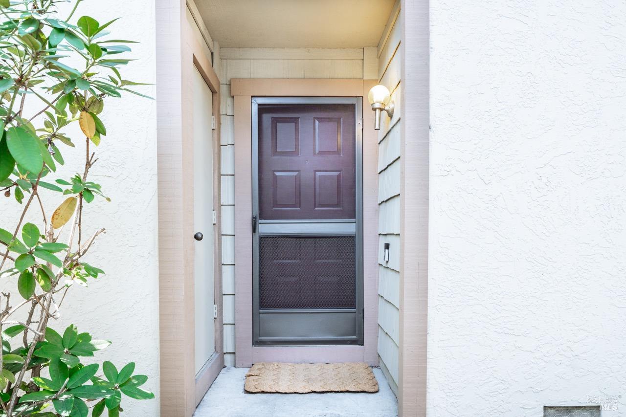 366 Park Place Drive Petaluma CA 94954