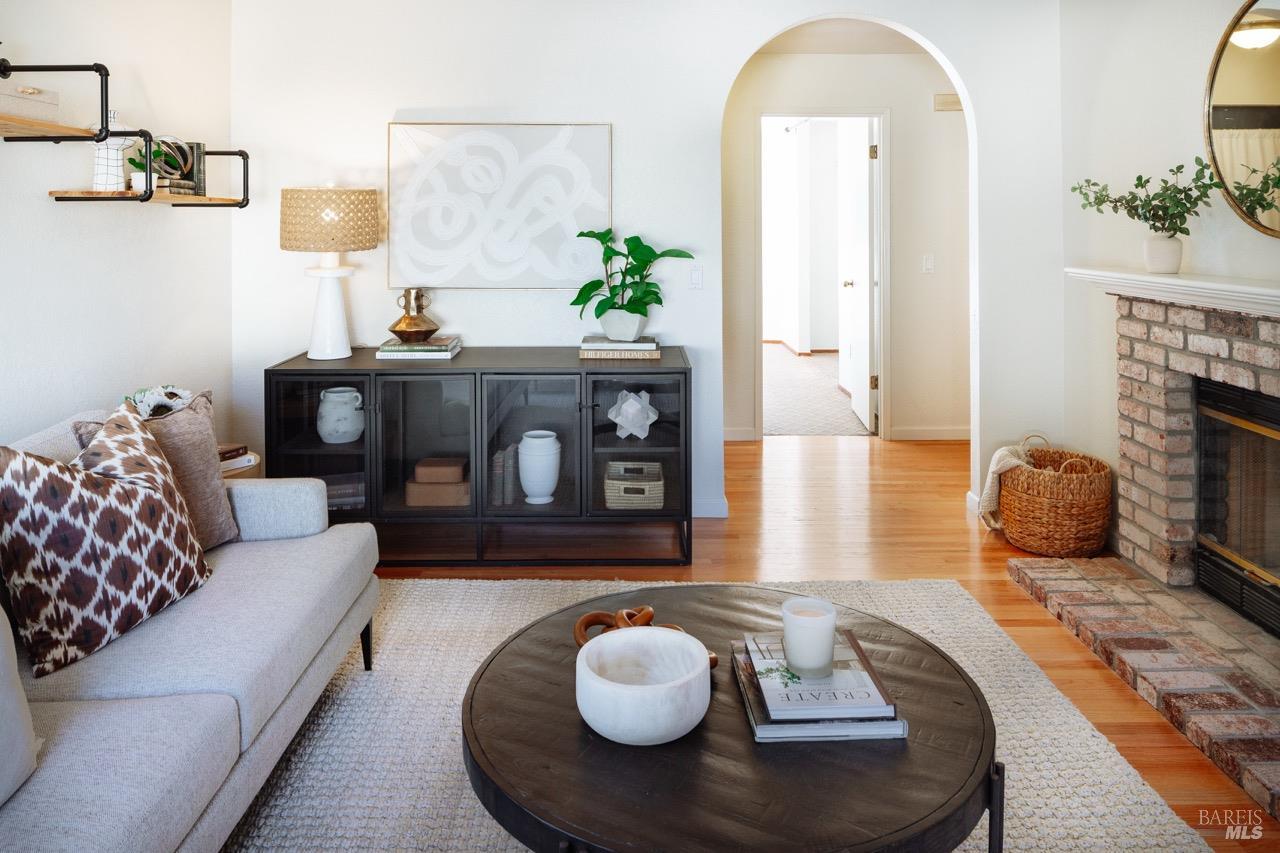 366 Park Place Drive Petaluma CA 94954