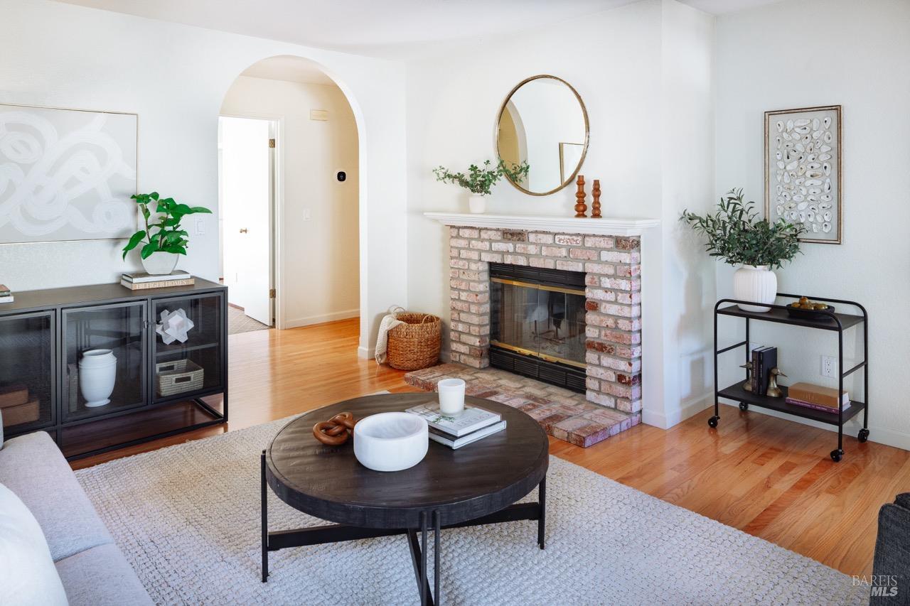366 Park Place Drive Petaluma CA 94954