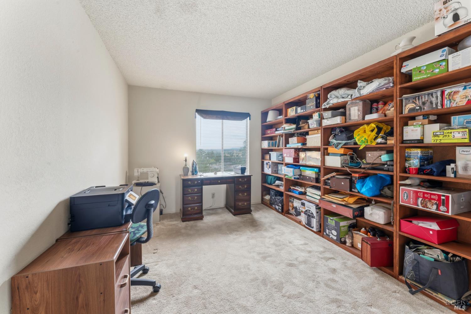 61 Anair Way Oakland CA 94605