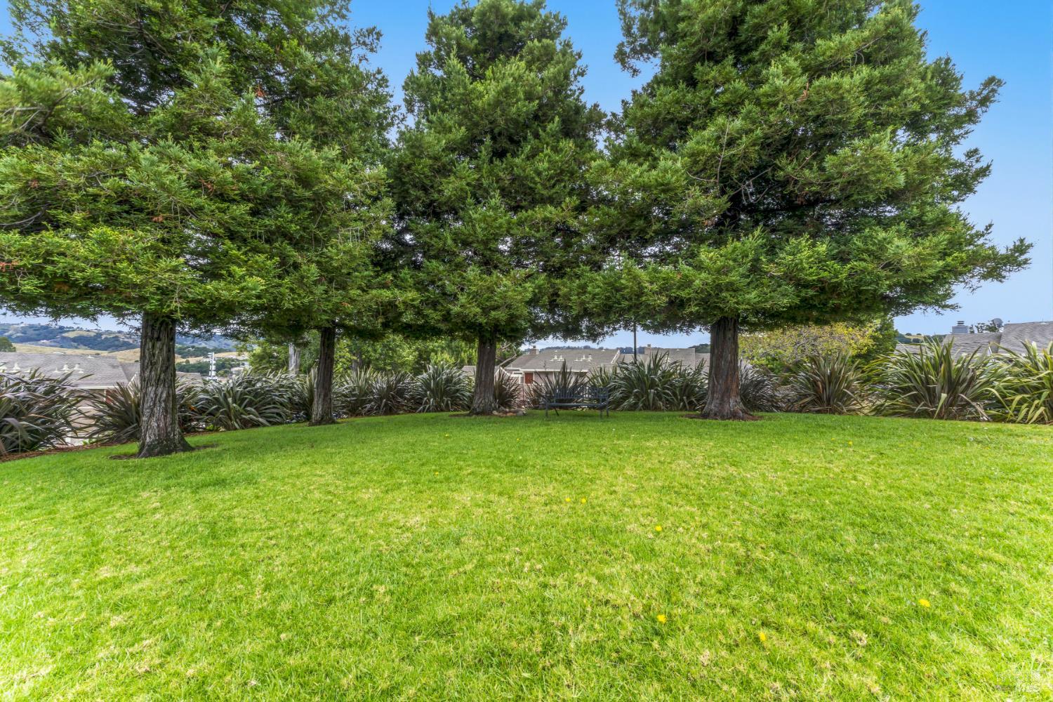 61 Anair Way Oakland CA 94605