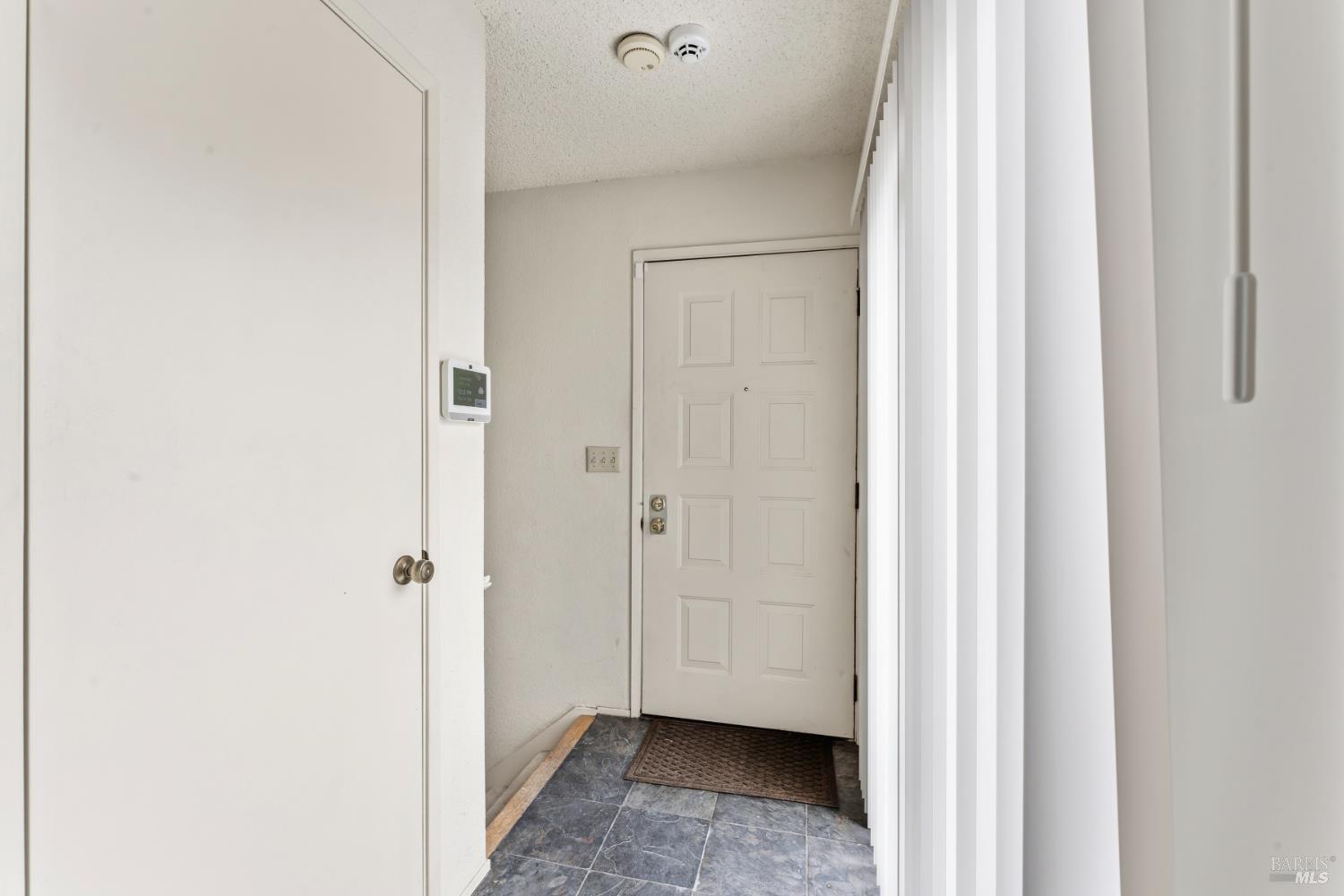 61 Anair Way Oakland CA 94605