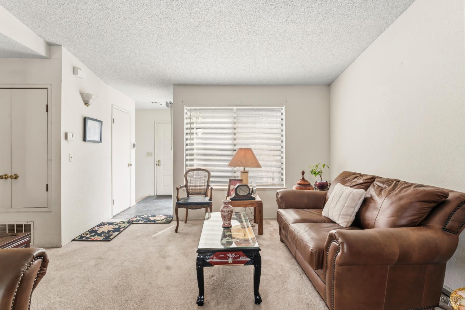 61 Anair Way Oakland CA 94605