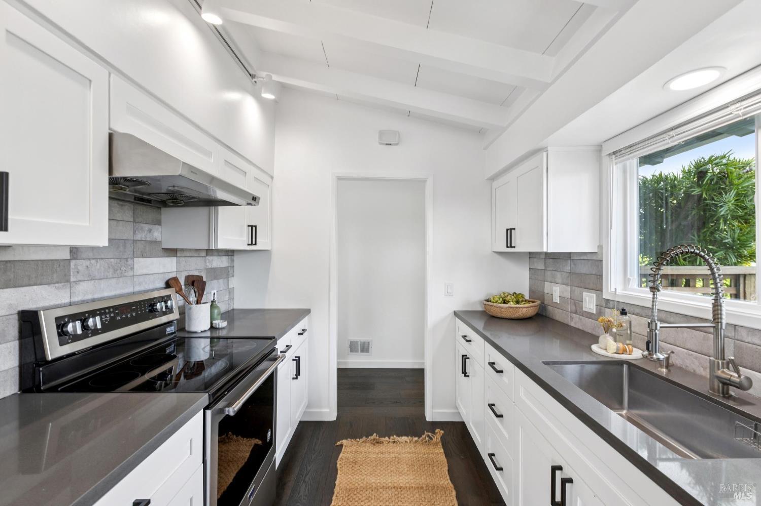 24 Porto Bello Drive San Rafael CA 94901