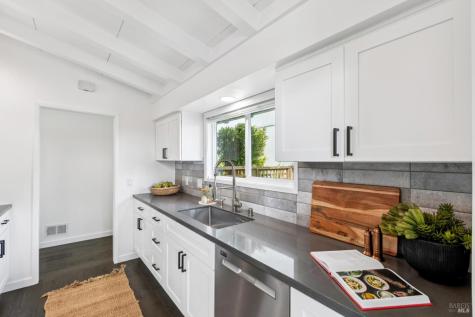 24 Porto Bello Drive San Rafael CA 94901