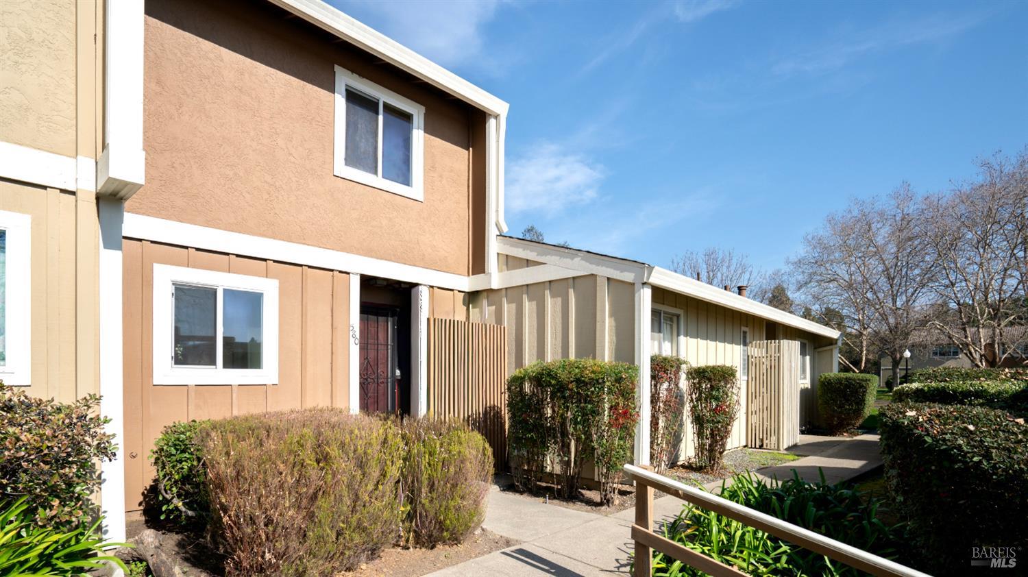 580 Santa Alicia Drive Rohnert Park CA 94928