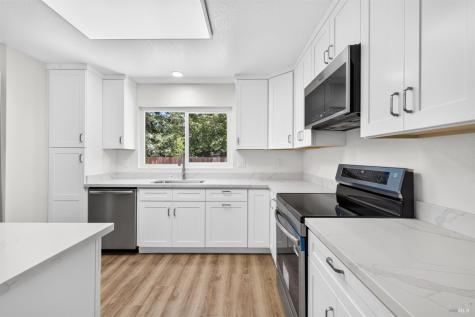 4601 Harbor Lane Rohnert Park CA 94928