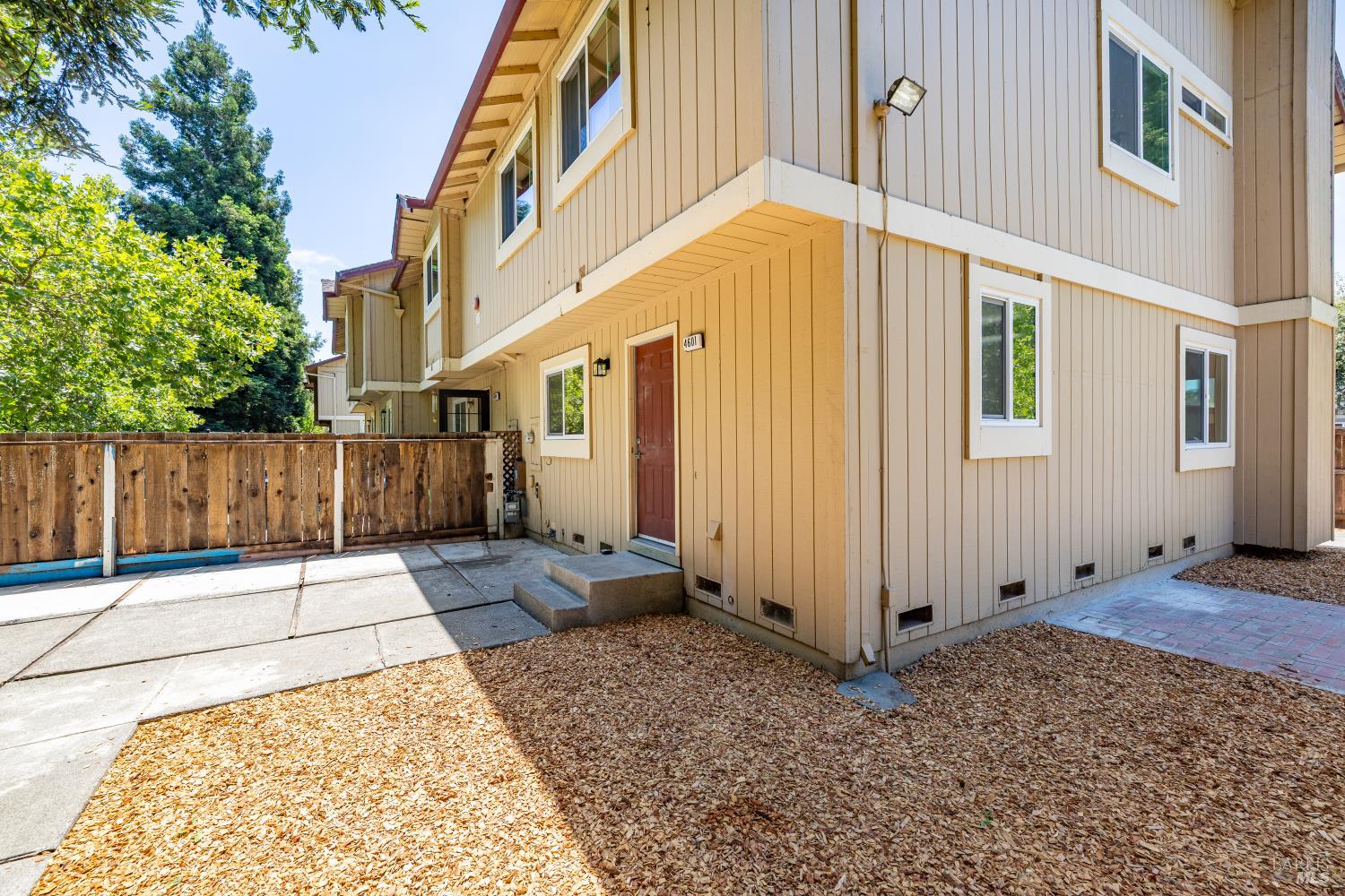 4601 Harbor Lane Rohnert Park CA 94928