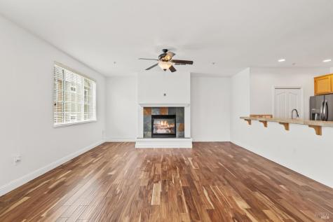 180 Johnson Street Windsor CA 95492