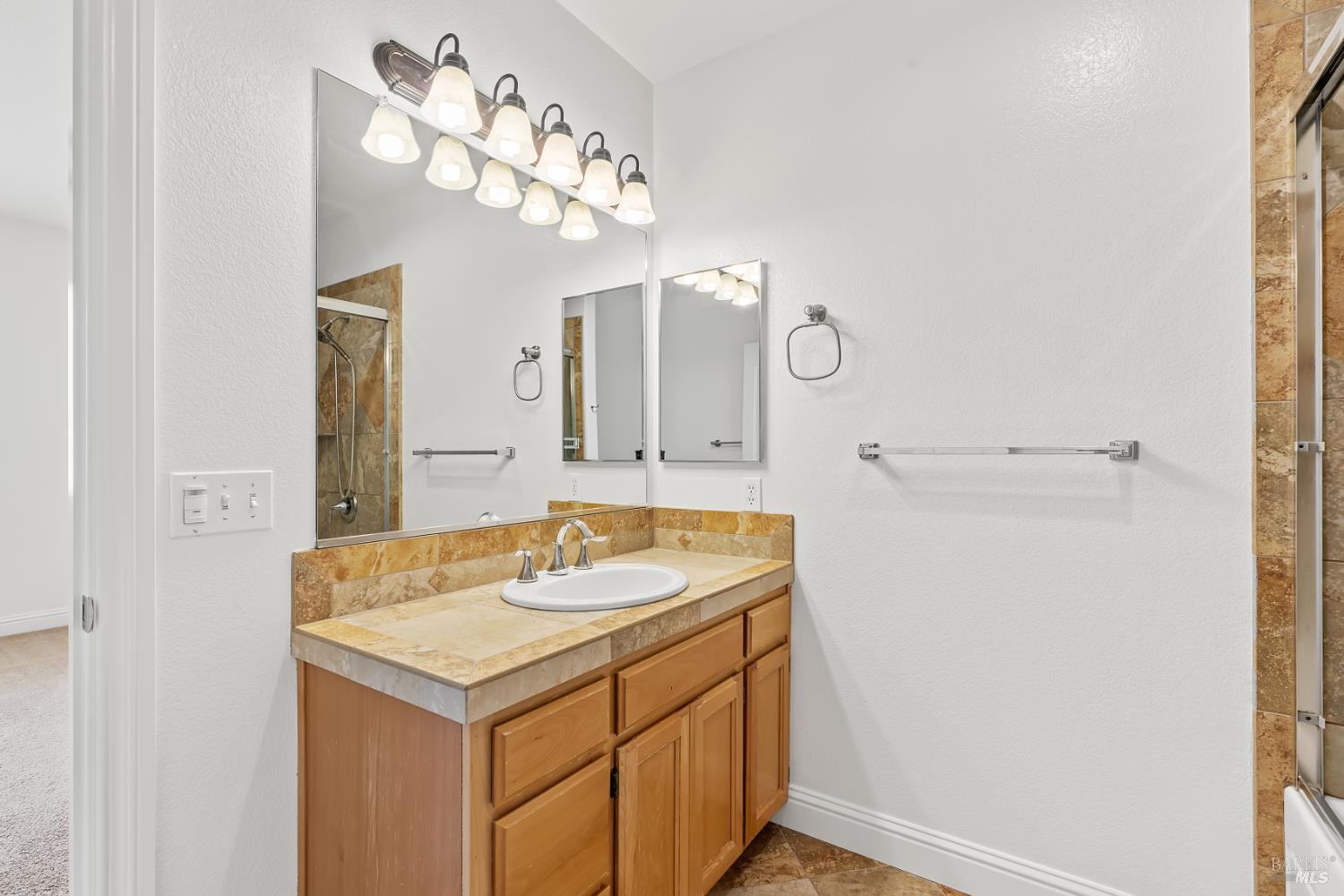 180 Johnson Street Windsor CA 95492