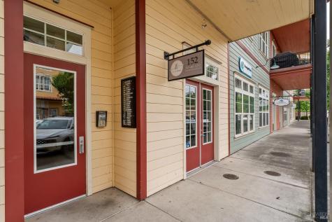 180 Johnson Street Windsor CA 95492