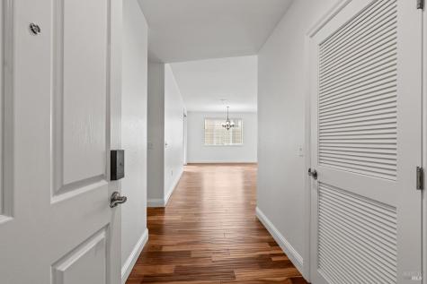 180 Johnson Street Windsor CA 95492