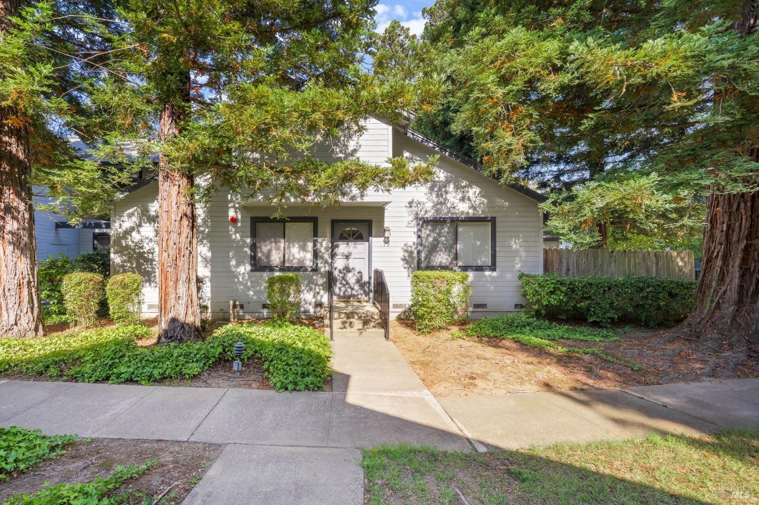 79 Village Parkway Napa CA 94558