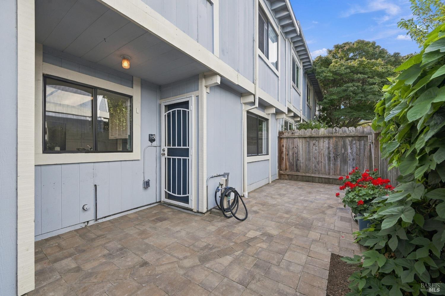 331 E T Street Benicia CA 94510