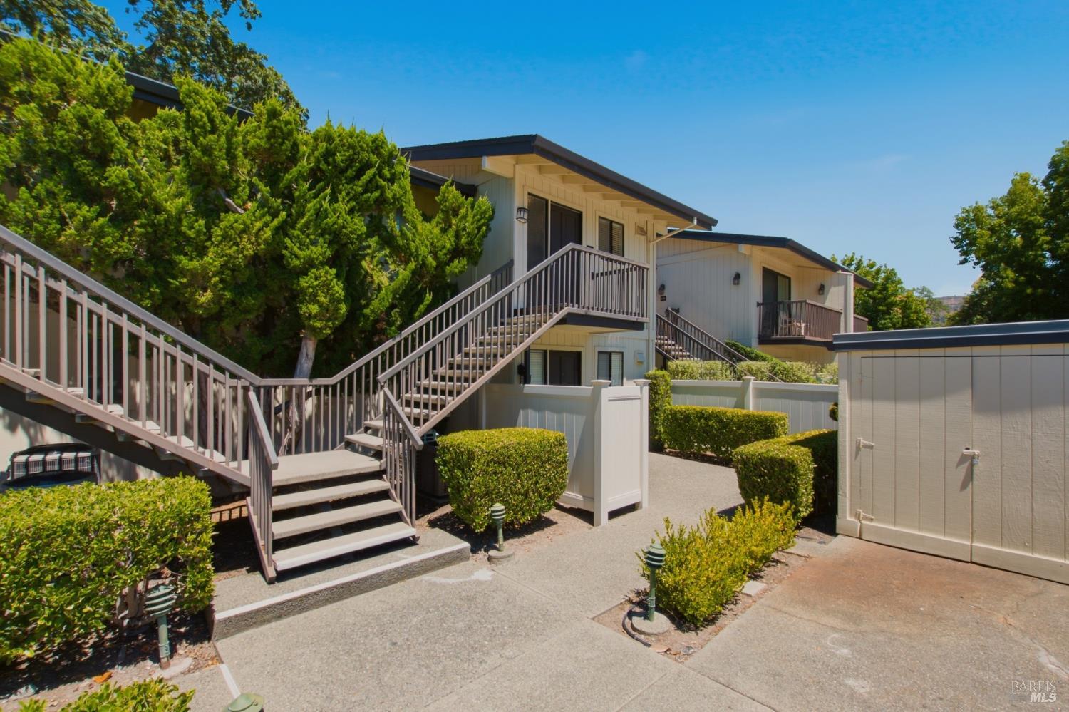641 Cottage Drive Napa CA 94558