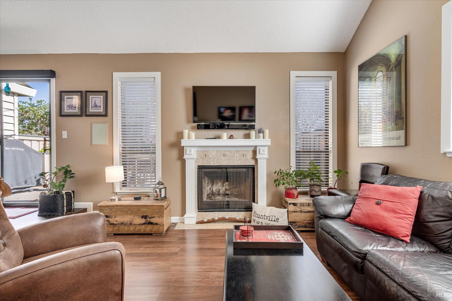 1927 Oak Circle Yountville CA 94599
