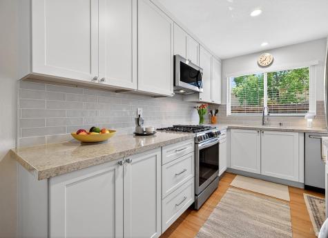 1428 Gold Way Rohnert Park CA 94928