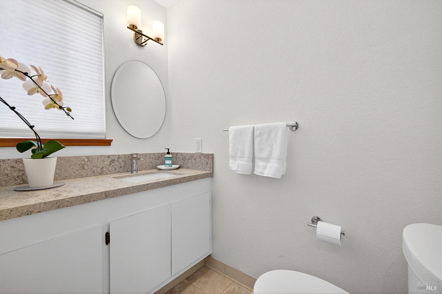 1428 Gold Way Rohnert Park CA 94928
