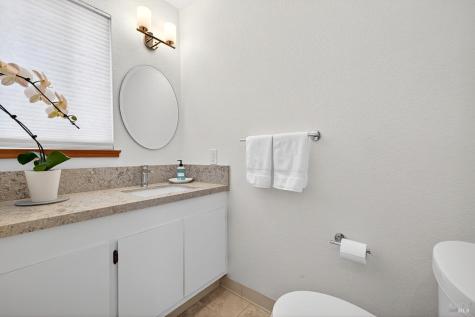 1428 Gold Way Rohnert Park CA 94928
