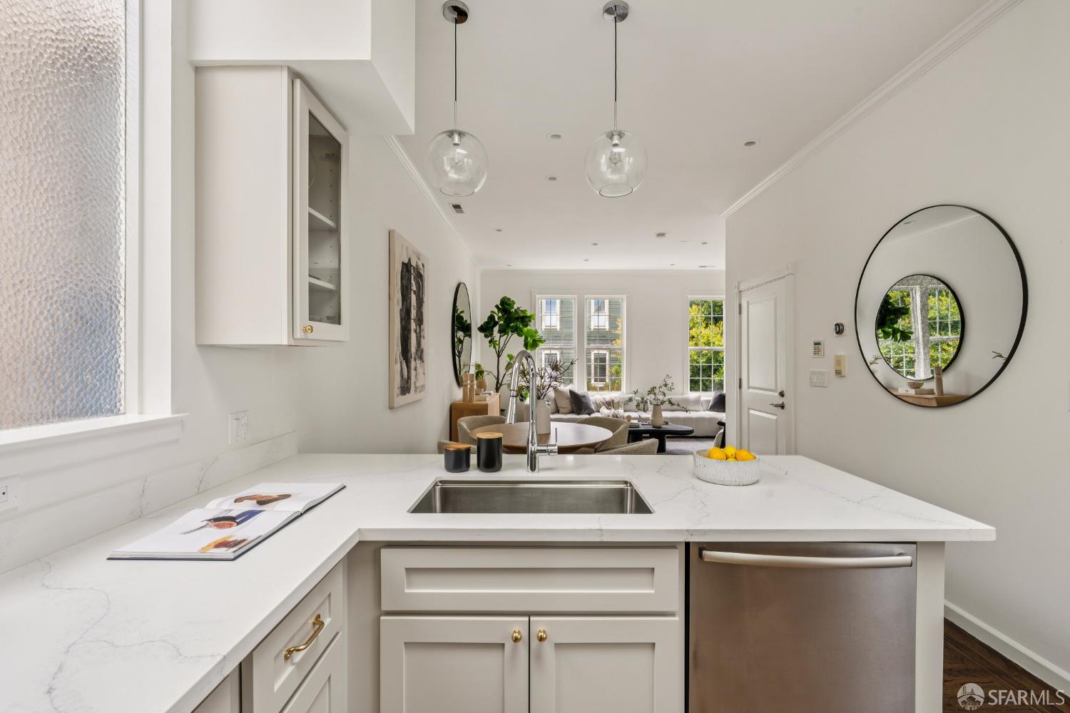 1902-A Filbert Street San Francisco CA 94123