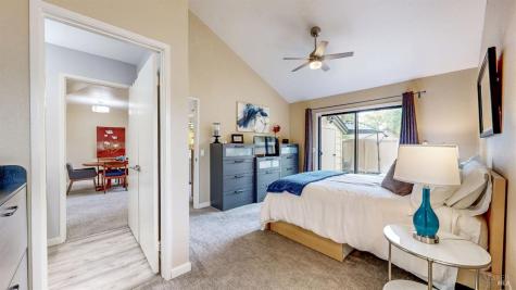 2403 Woodlake Drive Santa Rosa CA 95405